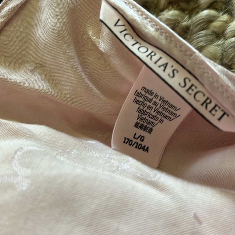 Victoria secret pj set - Picture 9 of 10